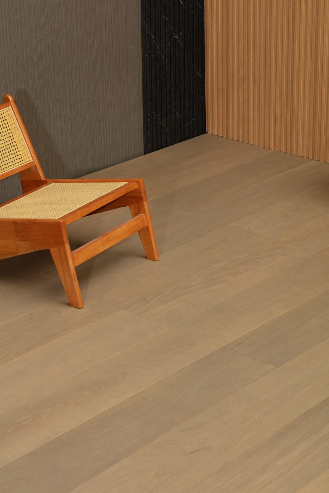 Fully birch multilayer solid wood floor KY8898