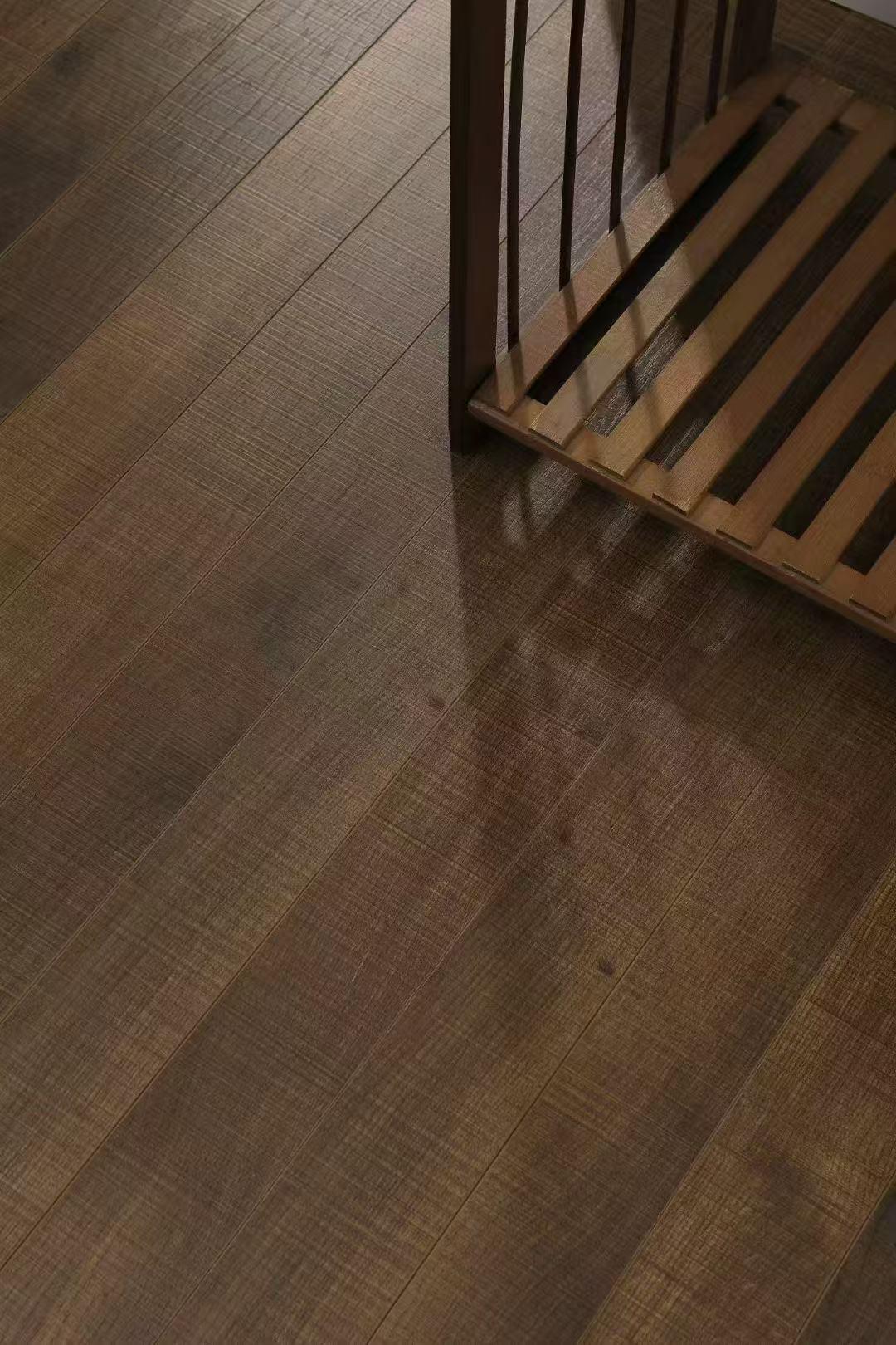 Three-layer Solid Oak Mocha Mousse Ultra-narrow Series-Diamond Surface